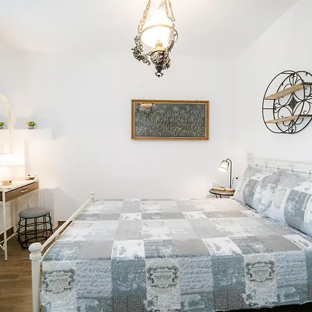 Mermaid Beachfront Βίλα Κορωπί