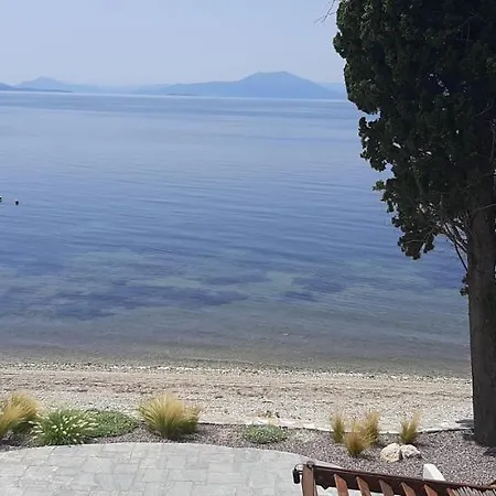 Βίλα Mermaid Beachfront *