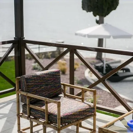 Villa Mermaid Beachfront