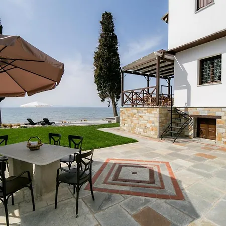 Mermaid Beachfront * Koropi