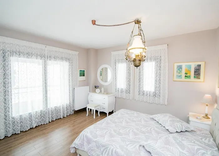 Villa Mermaid Beachfront *