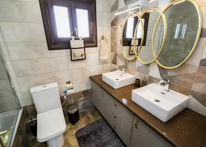 Mermaid Beachfront Koropi