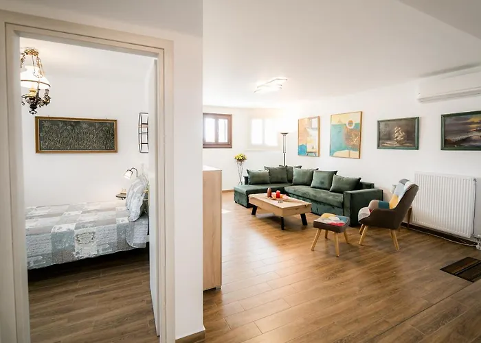 Mermaid Beachfront * Koropi