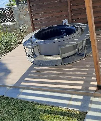 Villa Mermaid Beachfront Koropi